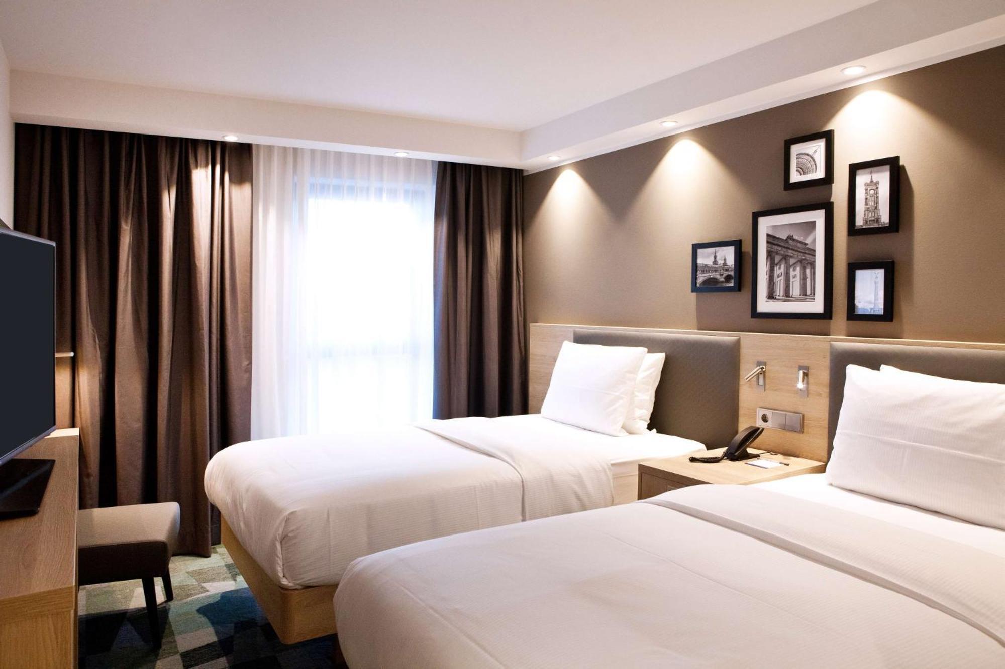 Hampton By Hilton Berlin City East Side Gallery, Berlin